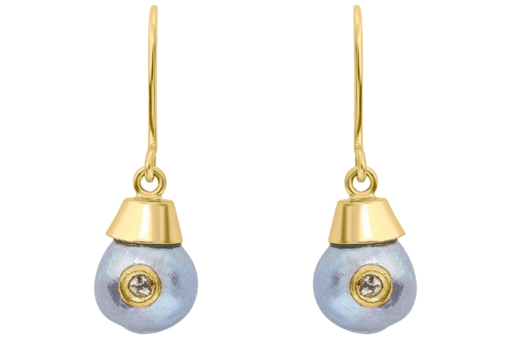 Jadau Grey Pearl & Diamond Earrings